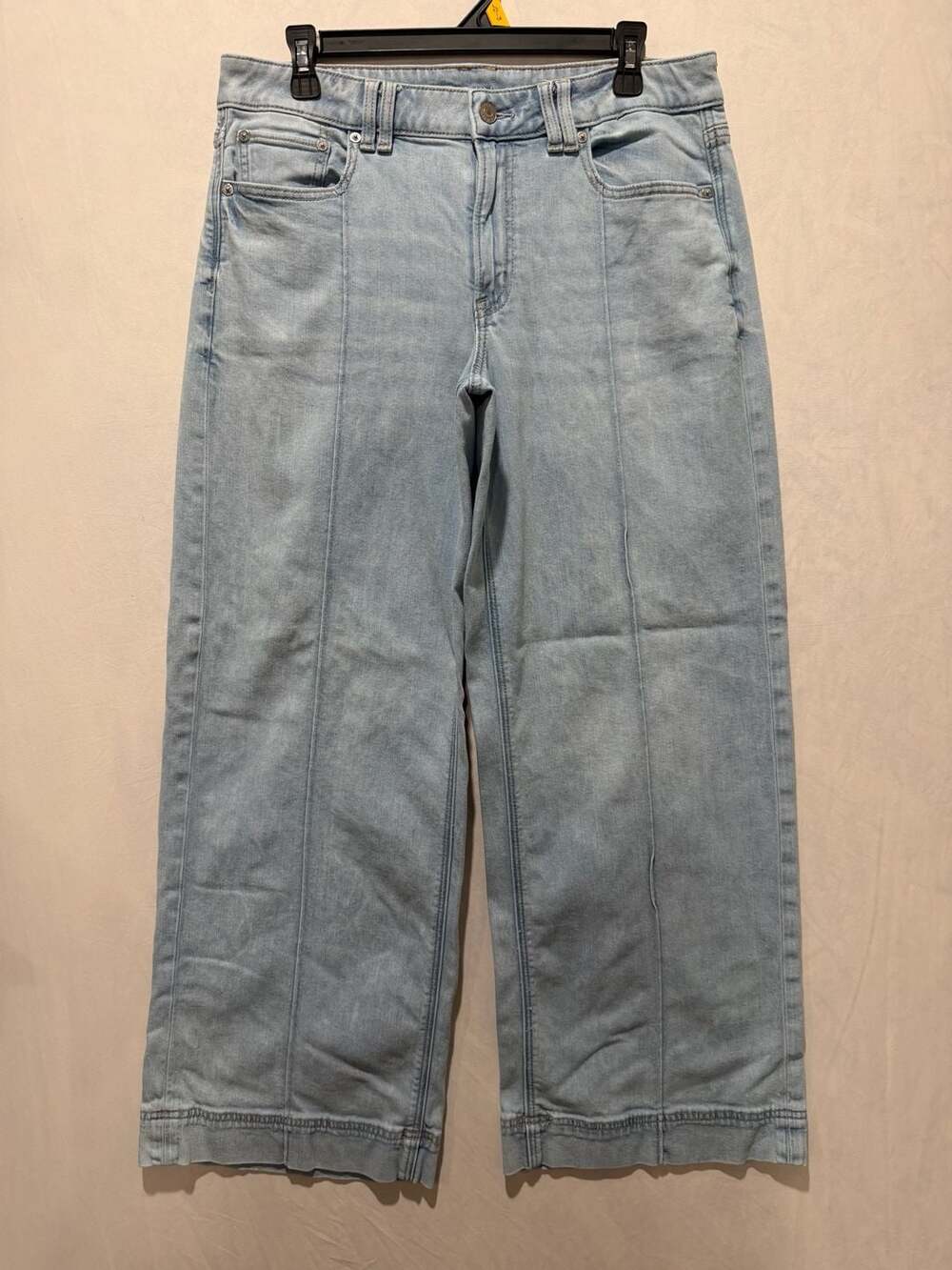 American Eagle Stretch High-Waisted Baggy Wide-Leg Jeans with Seam Detail